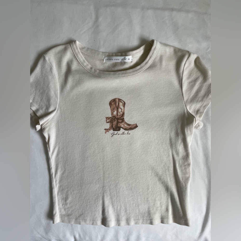 Altar'd State Cream Tee with Brown Boot Graphic